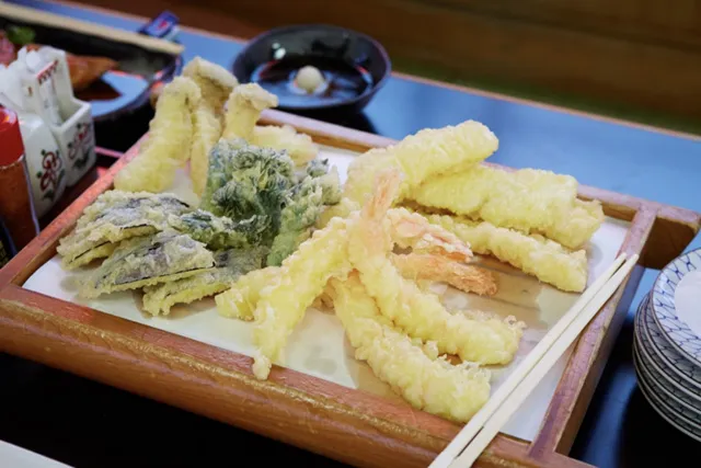 『すずよし』の乗合ランチ
