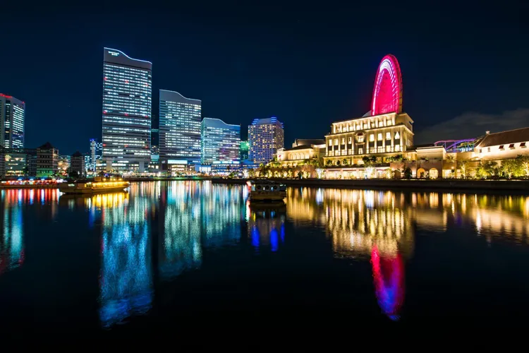 夜のみなとみらい